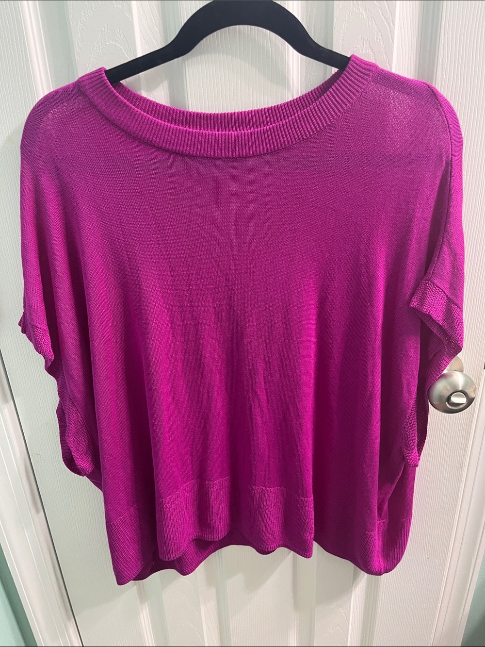 Vince Camuto Fuchsia Short Sleeve Knit Top